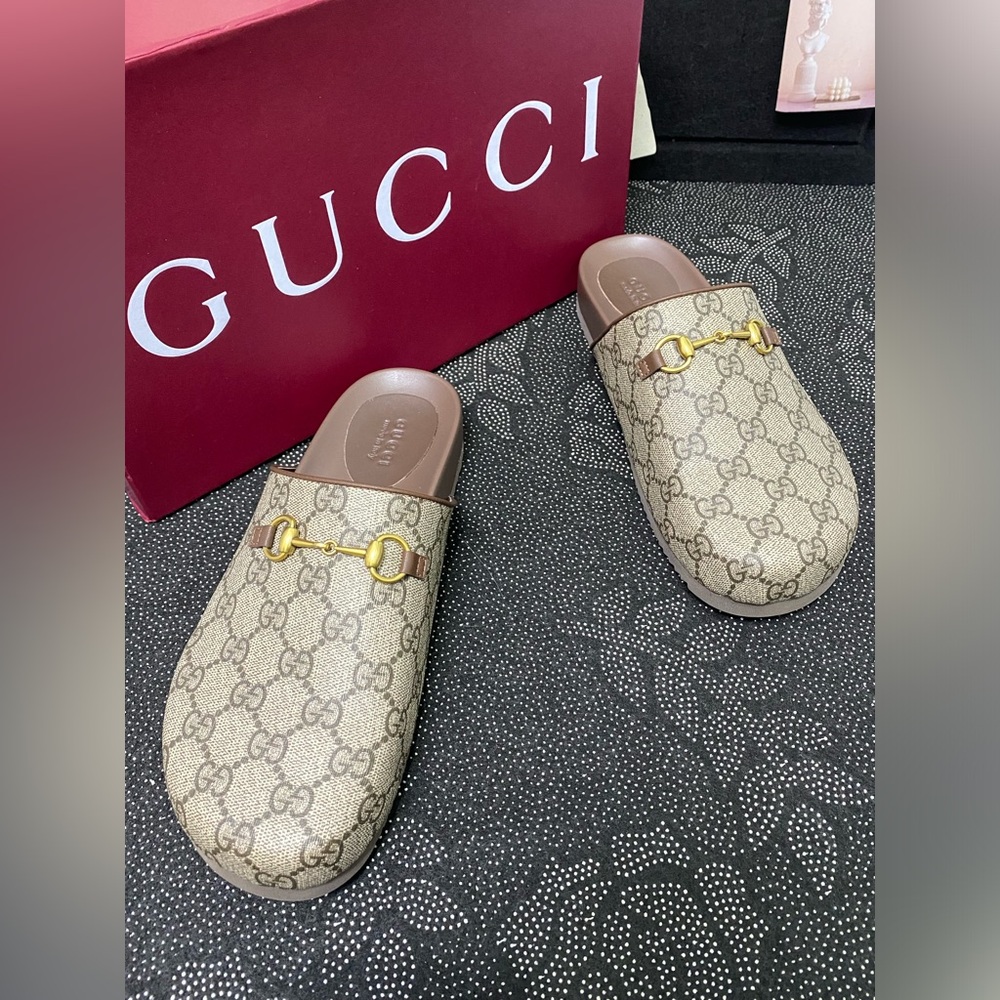 Gucci Women Sandals
